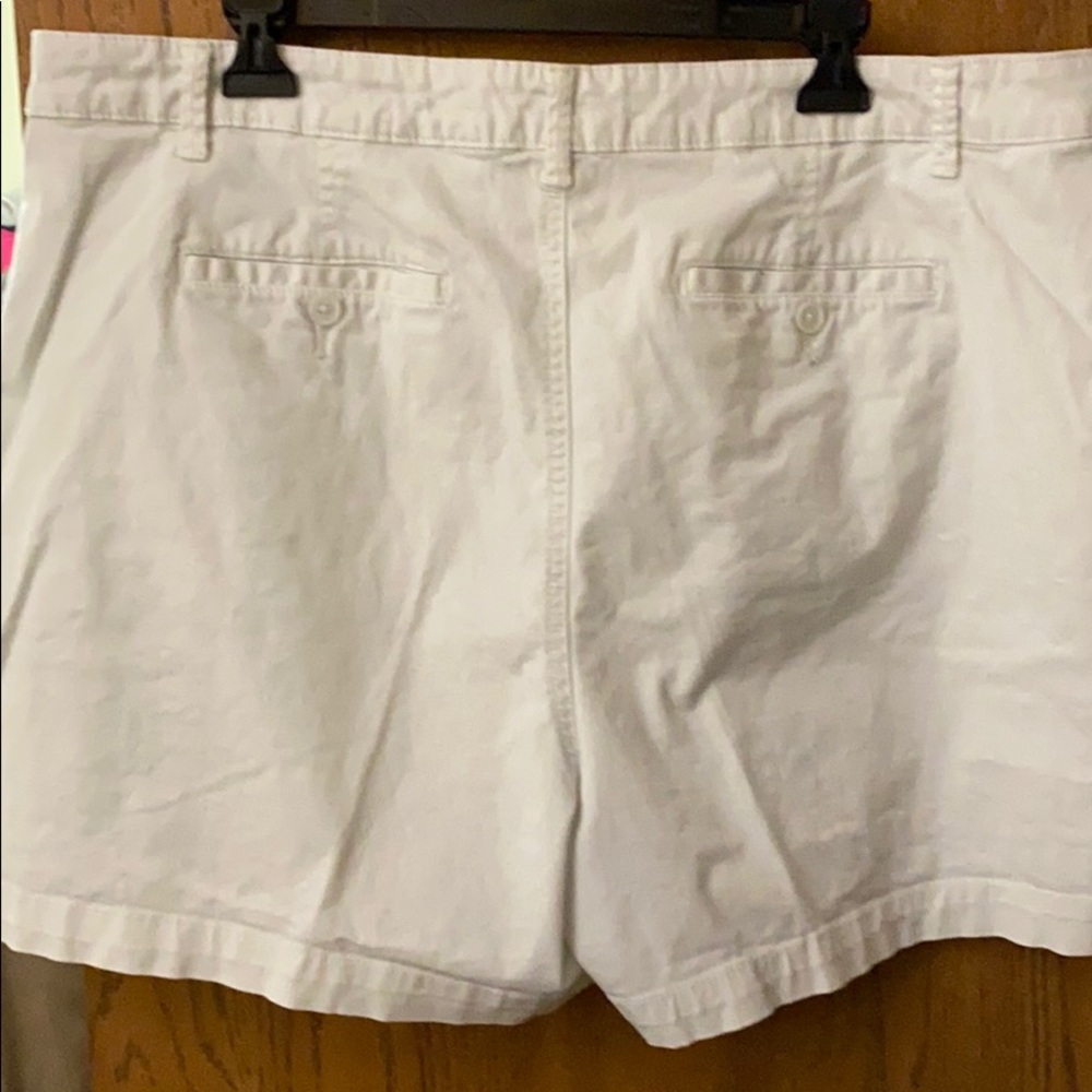 Shorts - Picture 2 of 2